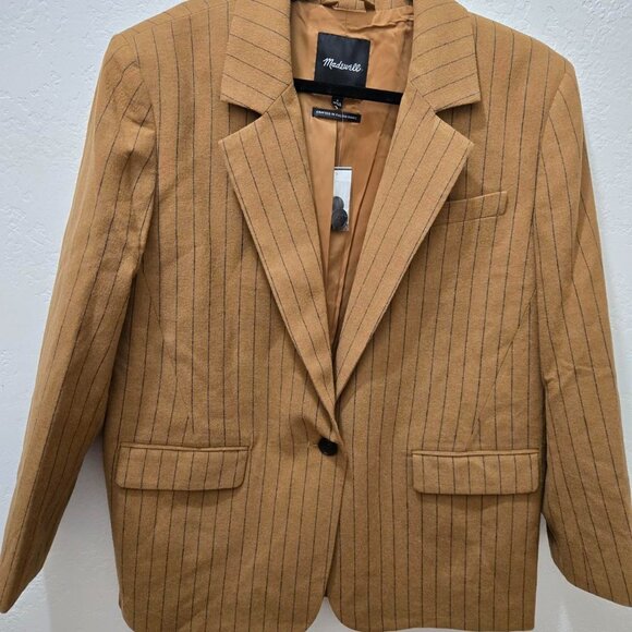 Madewell oversized Blazer in pinstripe. - Picture 4 of 8